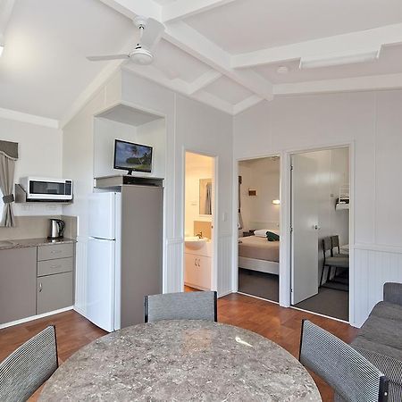Gum Tree Caravan Park Порт Феъри Екстериор снимка