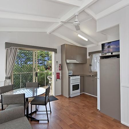 Gum Tree Caravan Park Порт Феъри Екстериор снимка